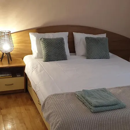 уютен дом на 15 минути от плажа Daire Varna